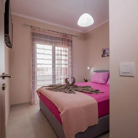 Extreme House Nyaraló *